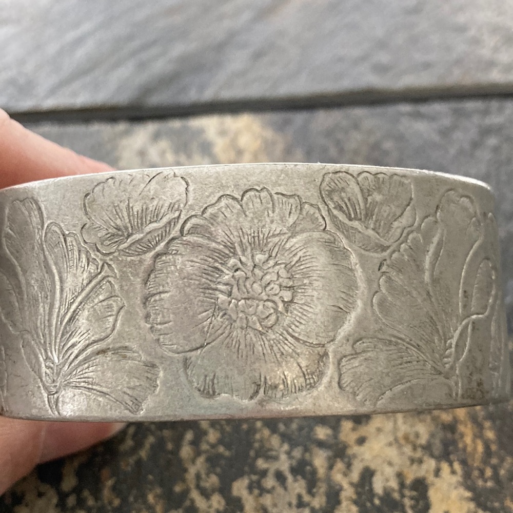 Salisbury Pewter Bracelet “August”